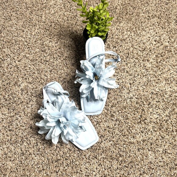 Flora sandals in pastel blue- NEW YORK AND COMPANY - Picture 4 of 4